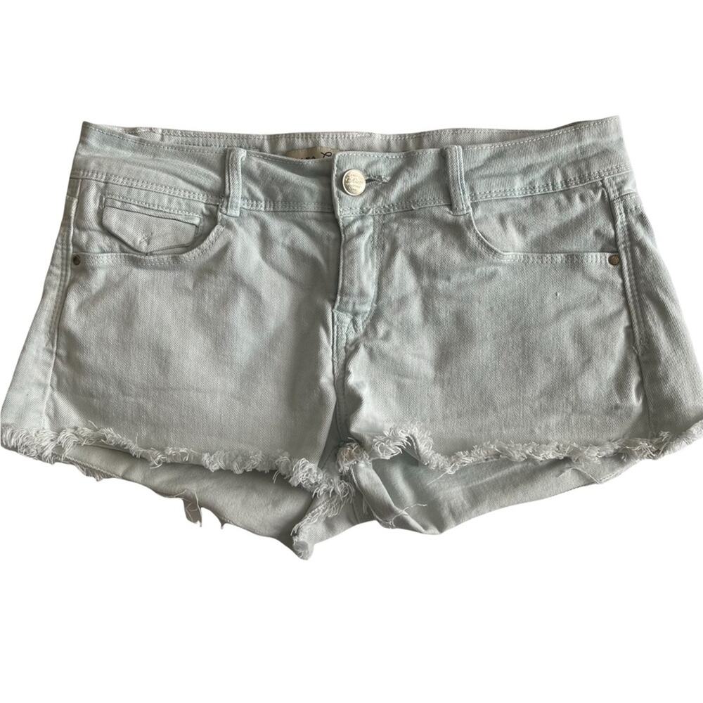 Zara Trafaluc Light Wash Fray Hem Denim Shorts